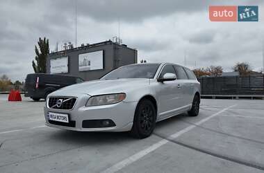 Ціни Volvo V70 Бензин