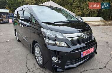 Ціни Toyota Vellfire Бензин