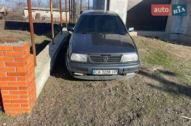 Ціни Volkswagen Vento Бензин