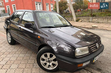 Цены Volkswagen Vento Бензин