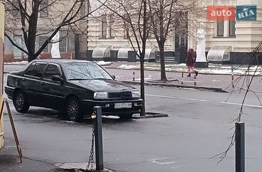 Ціни Volkswagen Vento Бензин