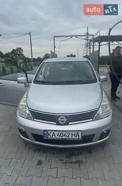 Ціни Nissan Versa Бензин