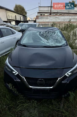 Цены Nissan Versa Бензин