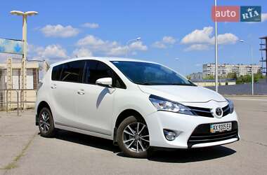 Цены Toyota Verso Бензин