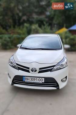 Цены Toyota Verso Бензин