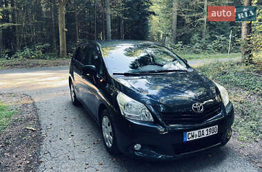 Цены Toyota Verso Бензин