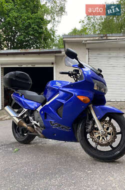 Ціни Honda VFR 800F Interceptor Бензин