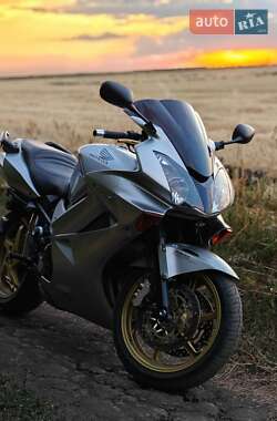 Цены Honda VFR 800F Interceptor Бензин