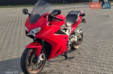 Ціни Honda VFR 800F Interceptor Бензин