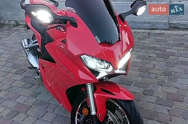 Цены Honda VFR 800F Interceptor Бензин