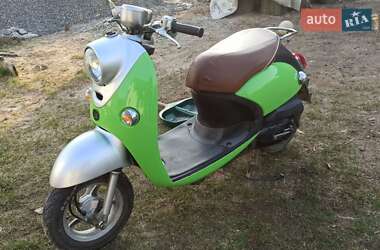 Ціни Yamaha Vino Бензин