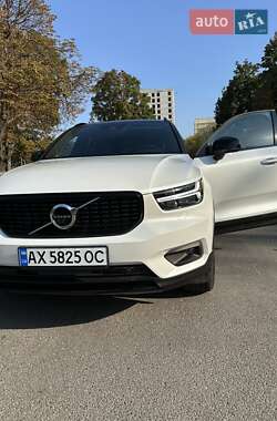 Цены Volvo XC40 Бензин