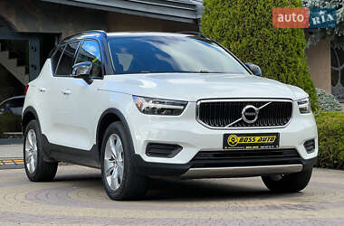 Цены Volvo XC40 Бензин
