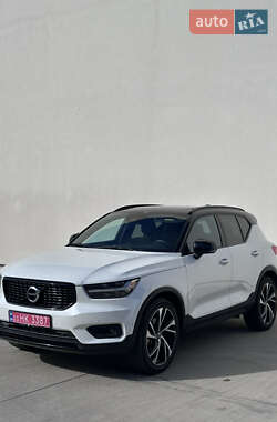Цены Volvo XC40 Бензин
