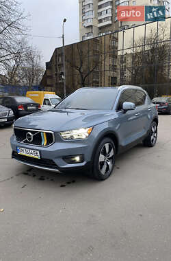 Цены Volvo XC40 Бензин