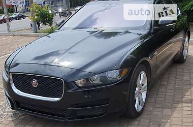 Цены Jaguar XE Бензин