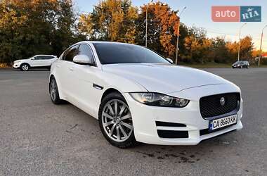 Ціни Jaguar XE Бензин