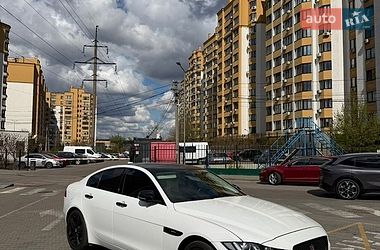 Цены Jaguar XE Бензин
