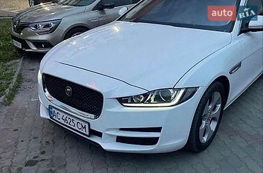 Цены Jaguar XE Бензин