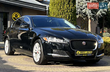 Ціни Jaguar XF Бензин