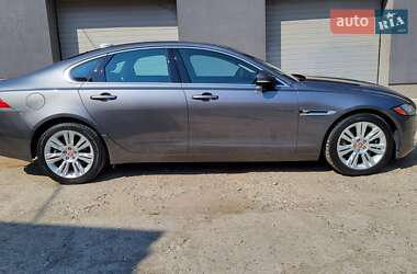 Ціни Jaguar XF Бензин