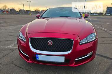 Ціни Jaguar XJ Бензин