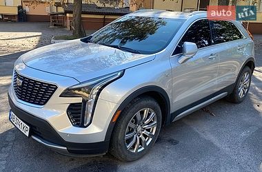 Цены Cadillac XT4 Бензин
