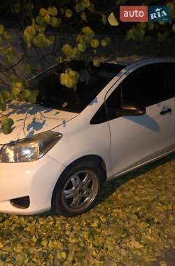 Ціни Toyota Yaris Бензин