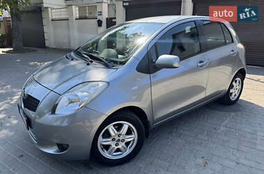 Ціни Toyota Yaris Бензин