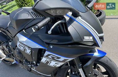 Ціни Yamaha YZF R1 Бензин