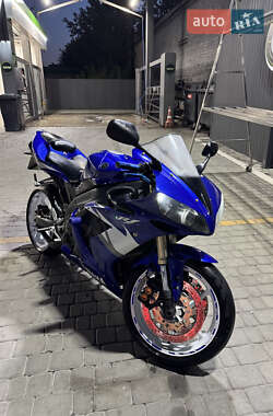 Ціни Yamaha YZF R1 Бензин