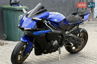 Ціни Yamaha YZF R1 Бензин