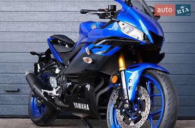Ціни Yamaha YZF-R3 Бензин