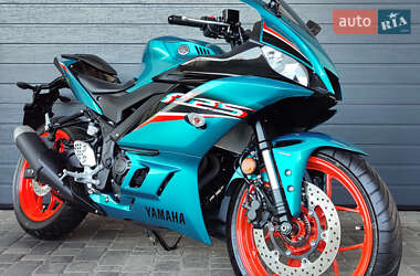 Цены Yamaha YZF-R3 Бензин