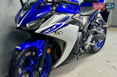 Цены Yamaha YZF-R3 Бензин