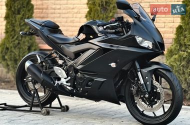 Ціни Yamaha YZF-R3 Бензин