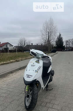 Ціни Suzuki ZZ 50 Бензин