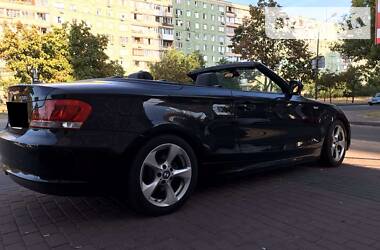 BMW 1 Series  2011