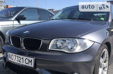 BMW 1 Series  2005