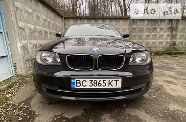 BMW 1 Series  2009