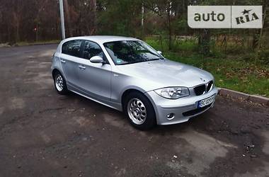 BMW 1 Series  2005