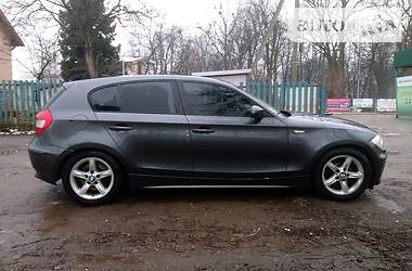 BMW 1 Series  2004