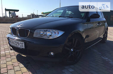 BMW 1 Series  2005