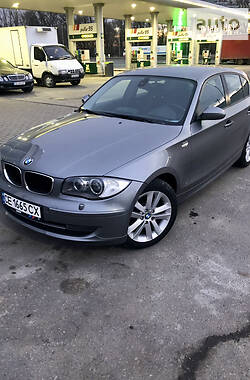 BMW 1 Series 2.0D SPORT AT 2009