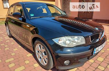 BMW 1 Series  2005