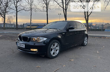 BMW 1 Series  2009