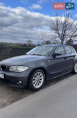 BMW 1 Series  2005