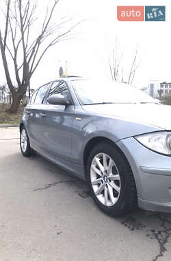 BMW 1 Series  2007