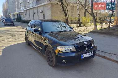 BMW 1 Series  2005