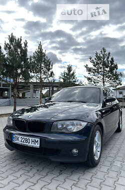 BMW 1 Series  2006